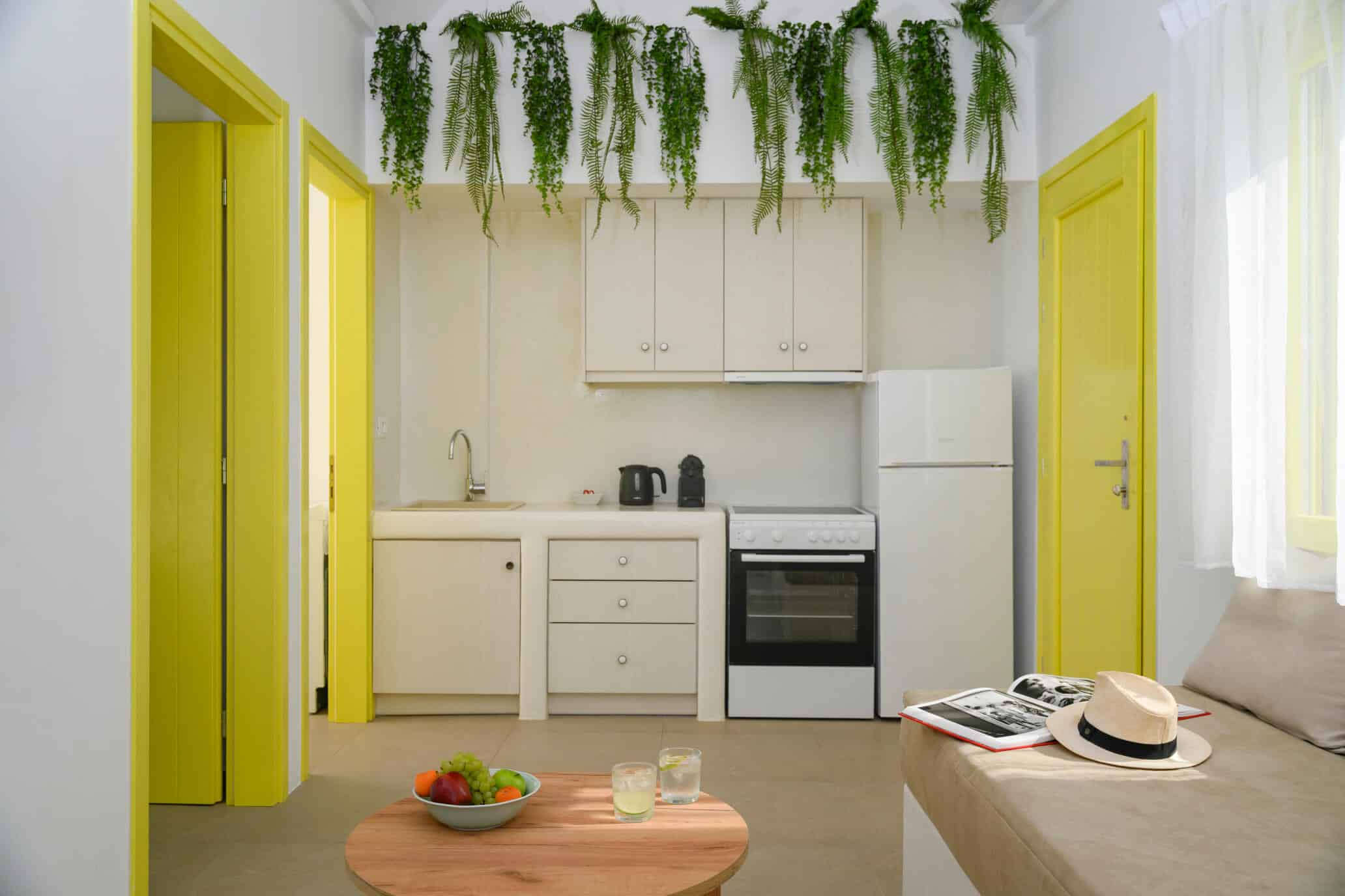 Island Life Services |  Διαχείριση Τουριστικών Ακινήτων και Βιλών σε Κρήτη και Σαντορίνη